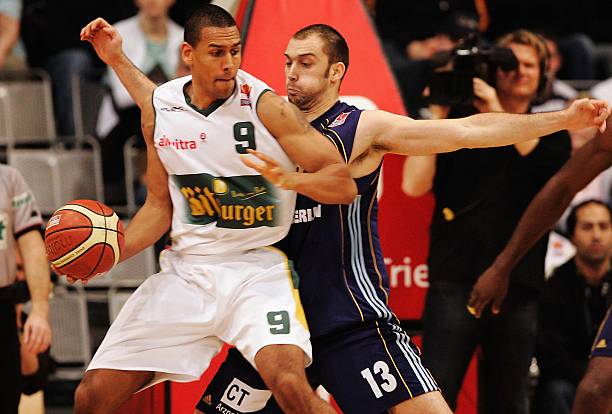 队的战术架 队的战术架