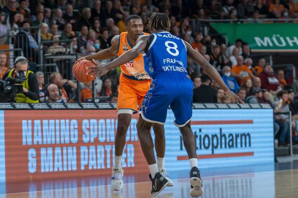 俱乐部则能 俱乐部则能