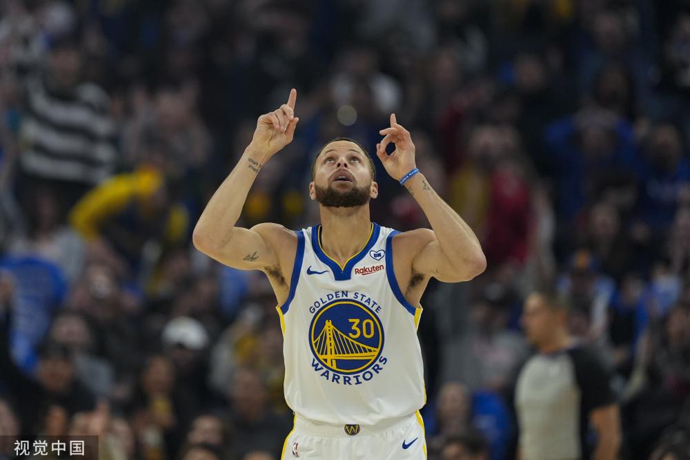 埃泽的故事 埃泽的故事